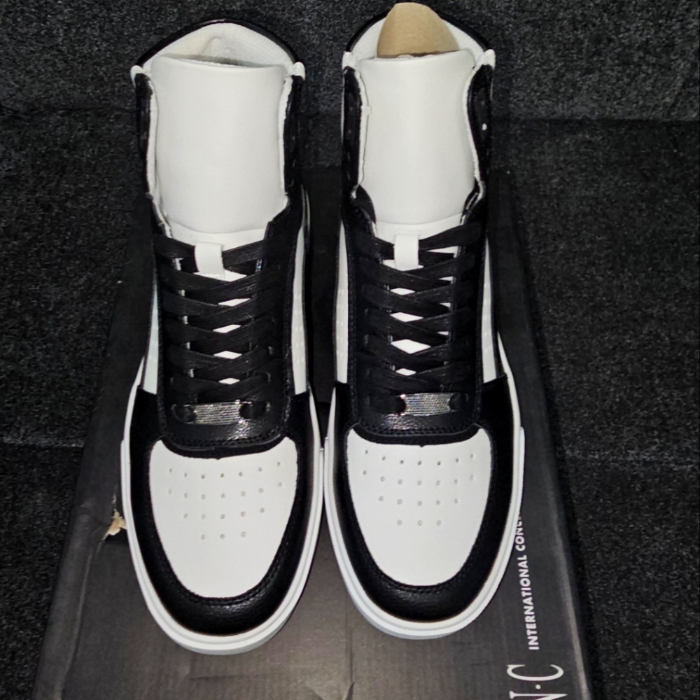 Men Inc Keanu blk and white upper shoe size 9.5  new with box